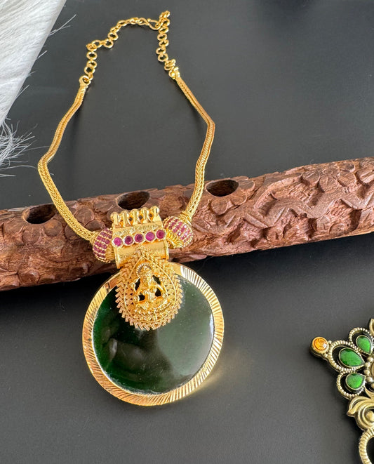Gold tone ruby ball pink-green lakshmi-round kodi necklace dj-51319