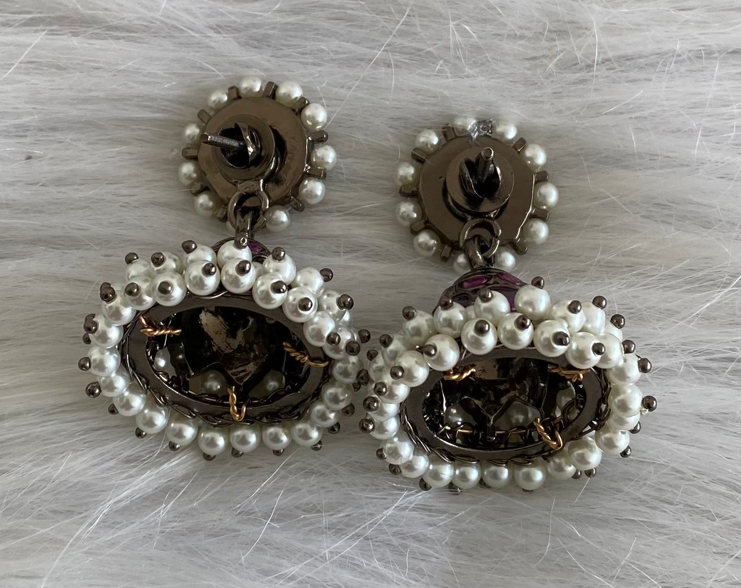 Black finish precious kemp pearl jhumkka dj-53945
