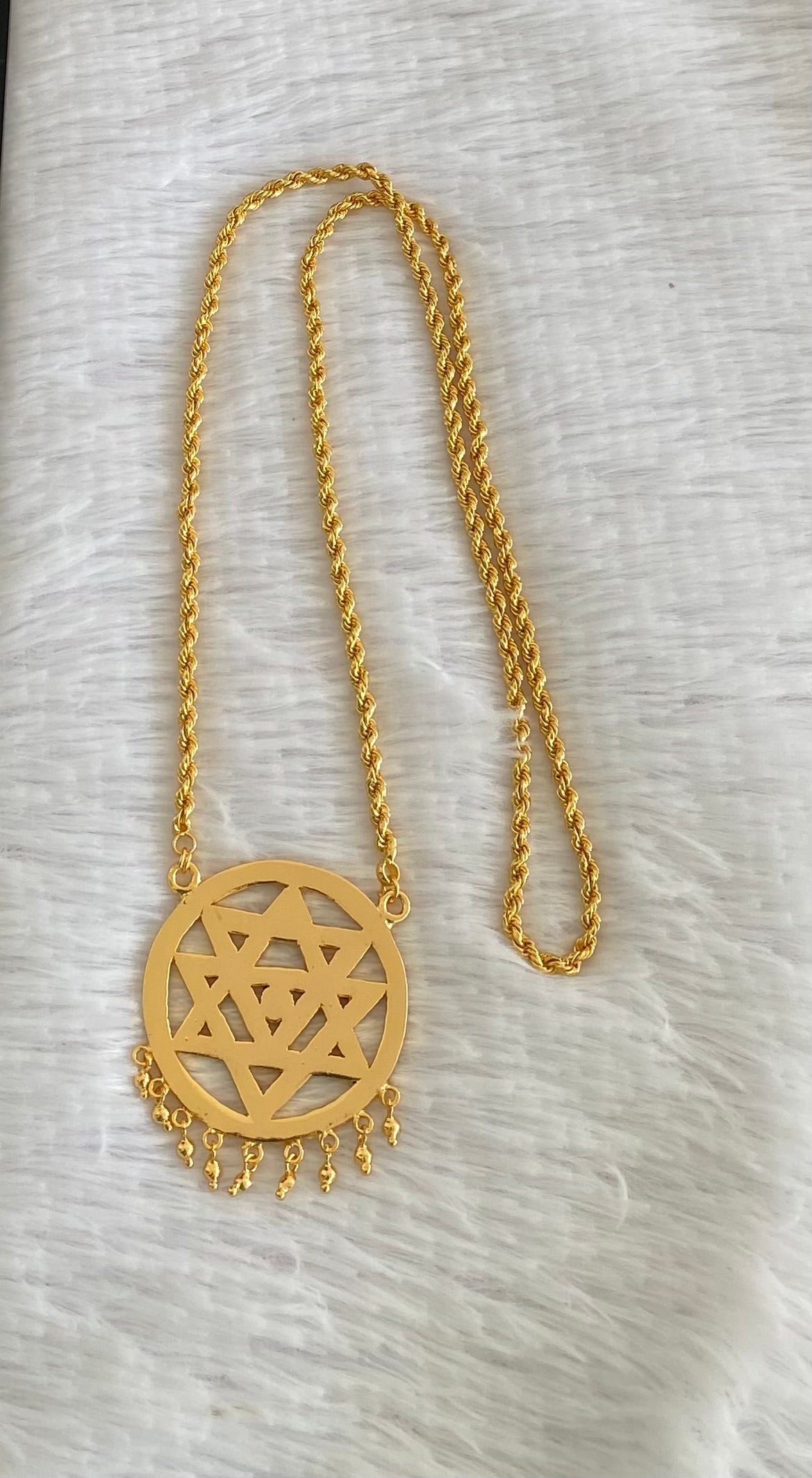 Gold tone 24 inches chain with AD pink-white-green chakram pendant dj-53262