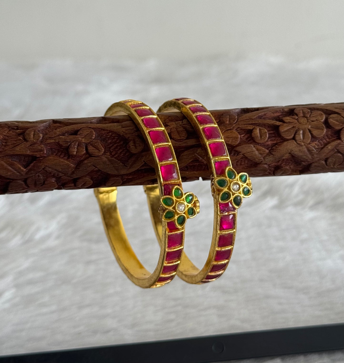 Gold tone pink-green flower kundan jadau screw type bangles(2.8) dj-51565