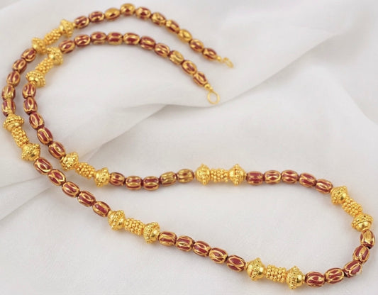 Gold tone maroon beaded necklace -dj04269