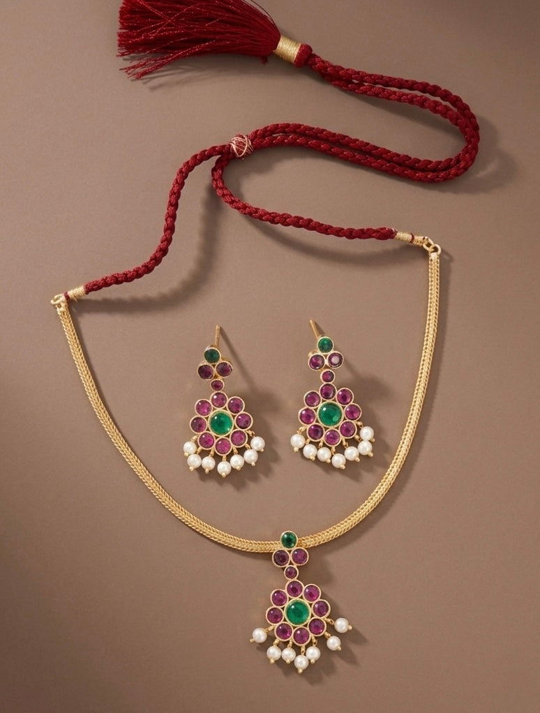 Gold tone precious kemp-green flower attigai/necklace set dj-54621