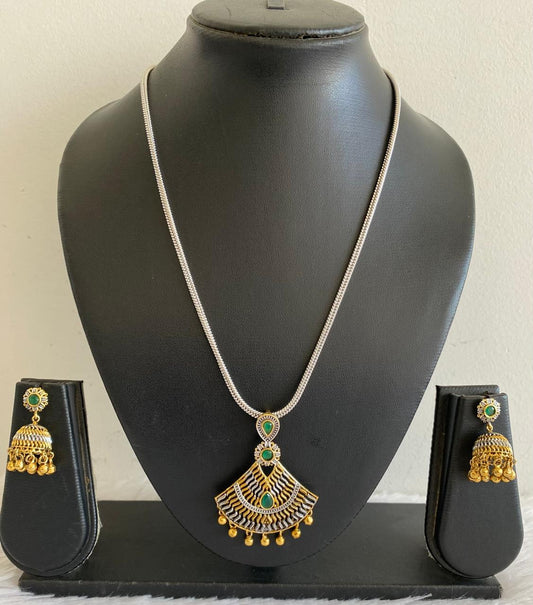 Beautiful Dual Tone Emerald Necklace Set-dj07455