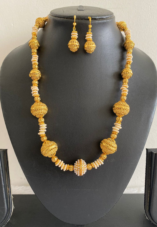 Antique gold tone beaded pearl necklace set-dj07864