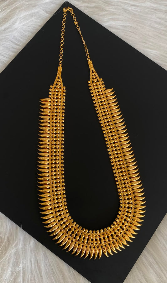 Gold tone pulinagam Kerala style haar dj-37214