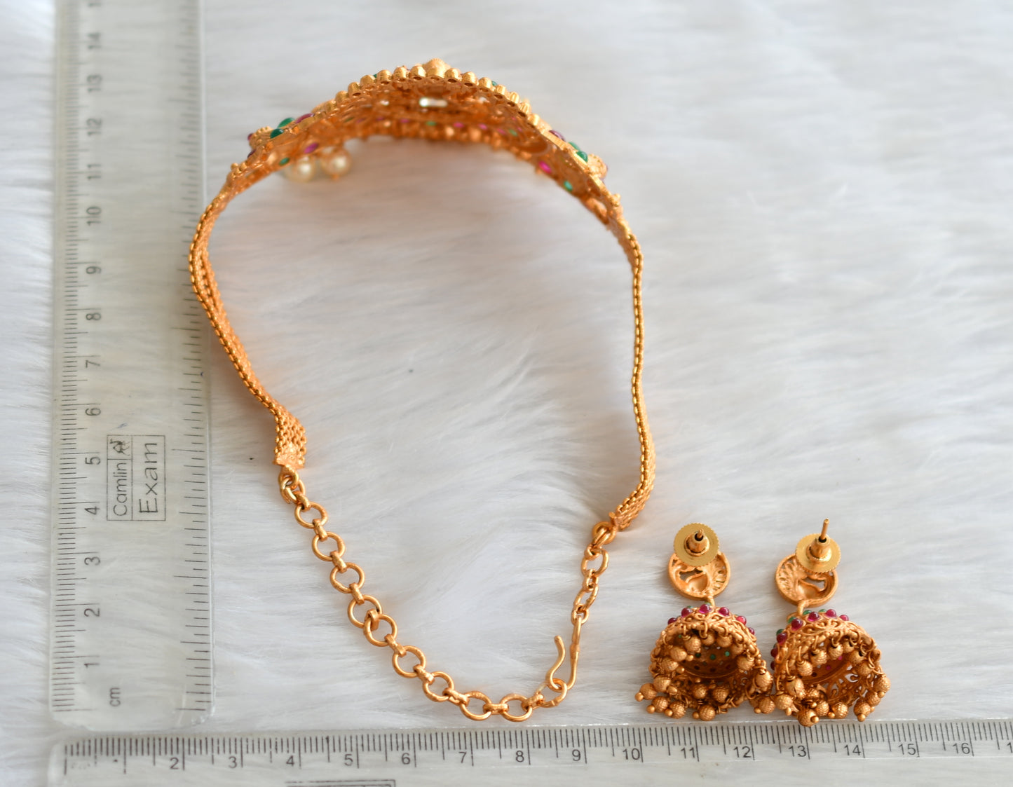 Matte finish ruby-green lakshmi mini choker set dj-28671