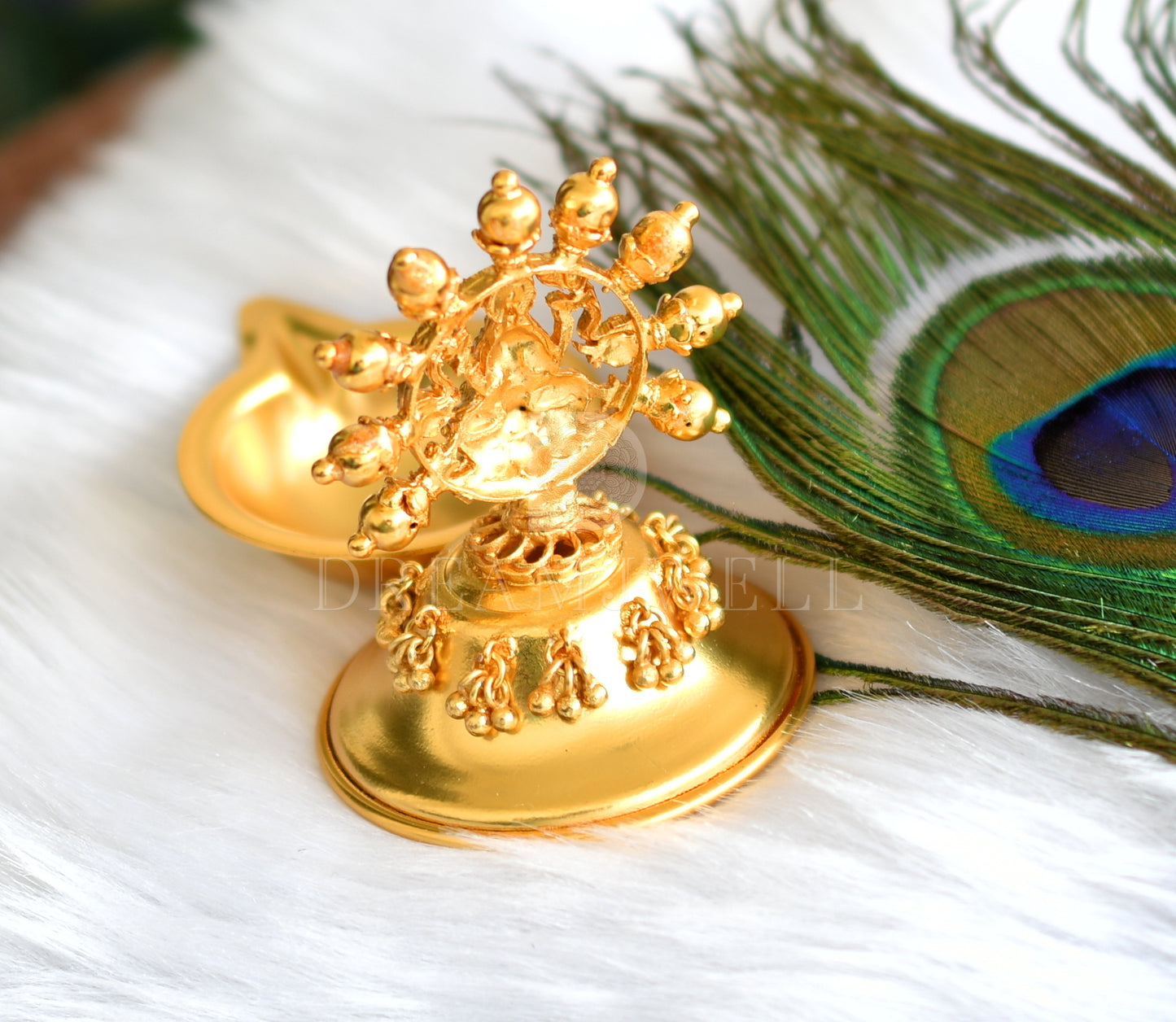 Gold tone lakshmi diya dj-24592