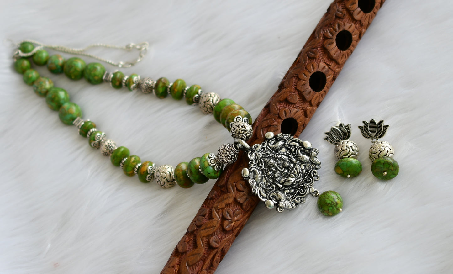 Silver tone green beaded Ganesha necklace set dj-11555