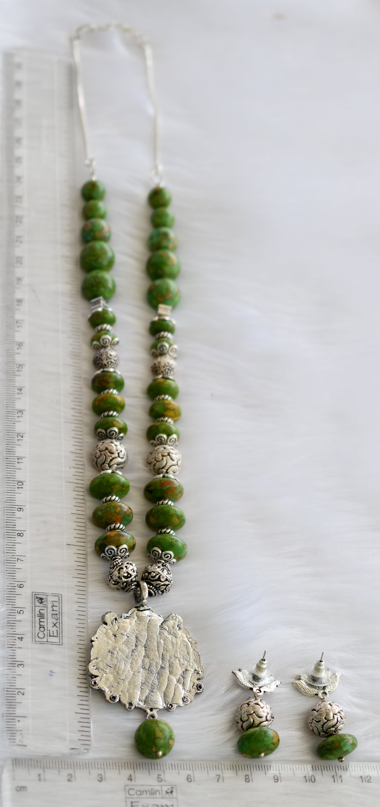 Silver tone green beaded Ganesha necklace set dj-11555