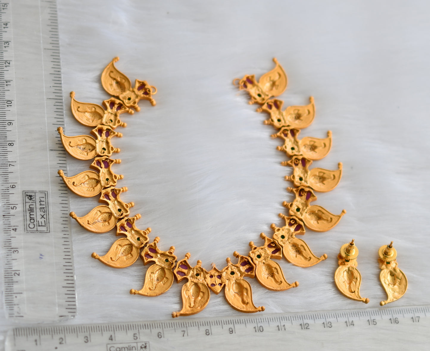 Matte finish Ganesha mango ruby-green necklace set dj-06861