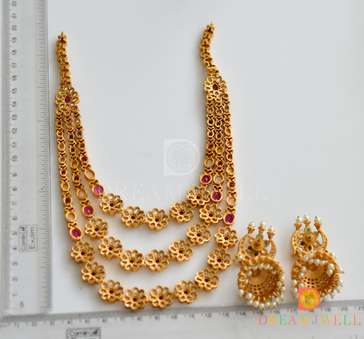 Matt Finish Multilayer Navarathna Short Haar Set dj-31637