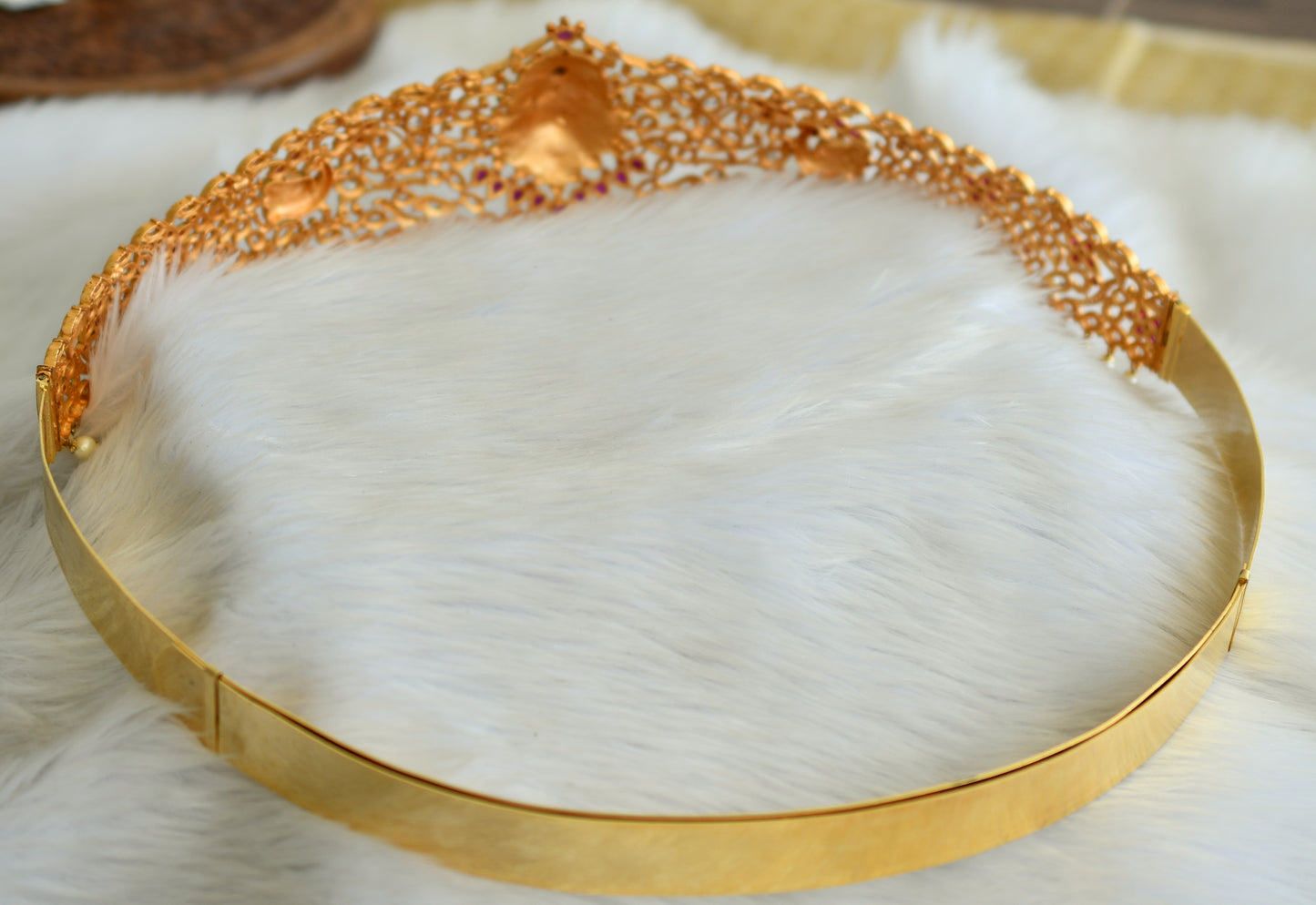 Matte finish ruby lakshmi pearl waist band dj-20958