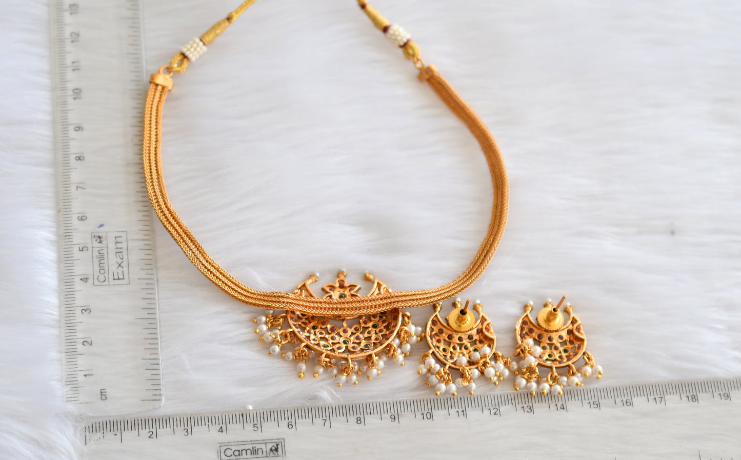 Matte finish ruby-green moon choker set dj-32835