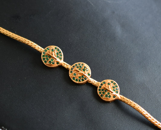Gold tone green round mugappu chain dj-40140