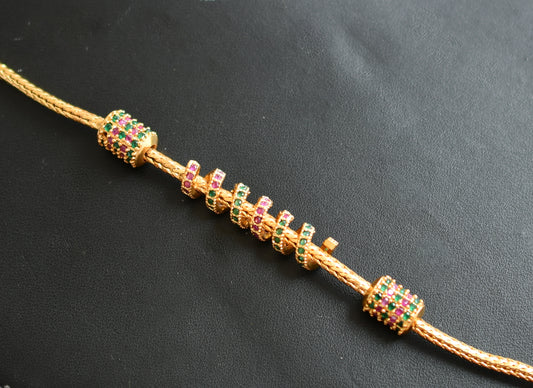 Gold tone ruby-green spiral Mugappu chain dj-40142
