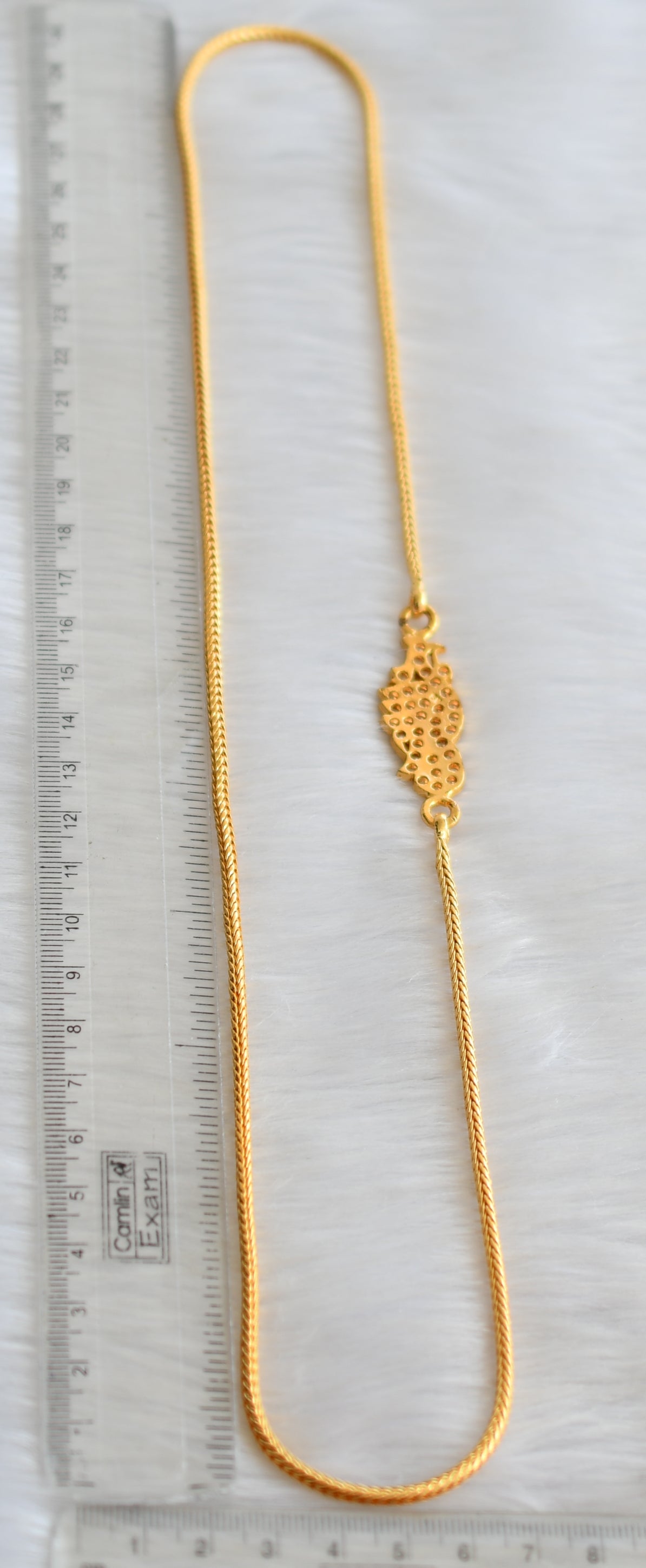 Gold tone white peacock mugappu chain dj-40155