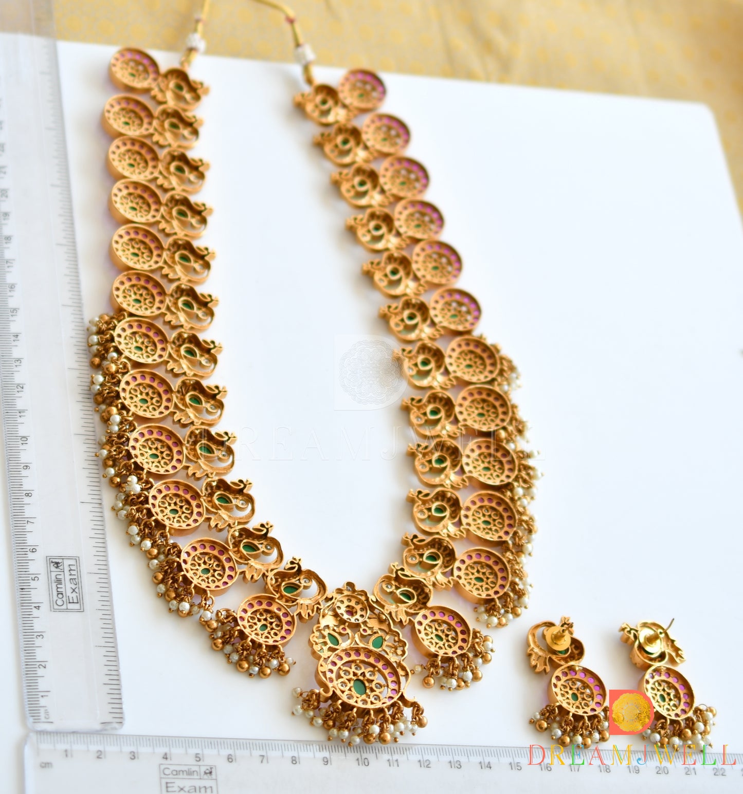 Matte finish kemp-green-white peacock haar set dj-36439