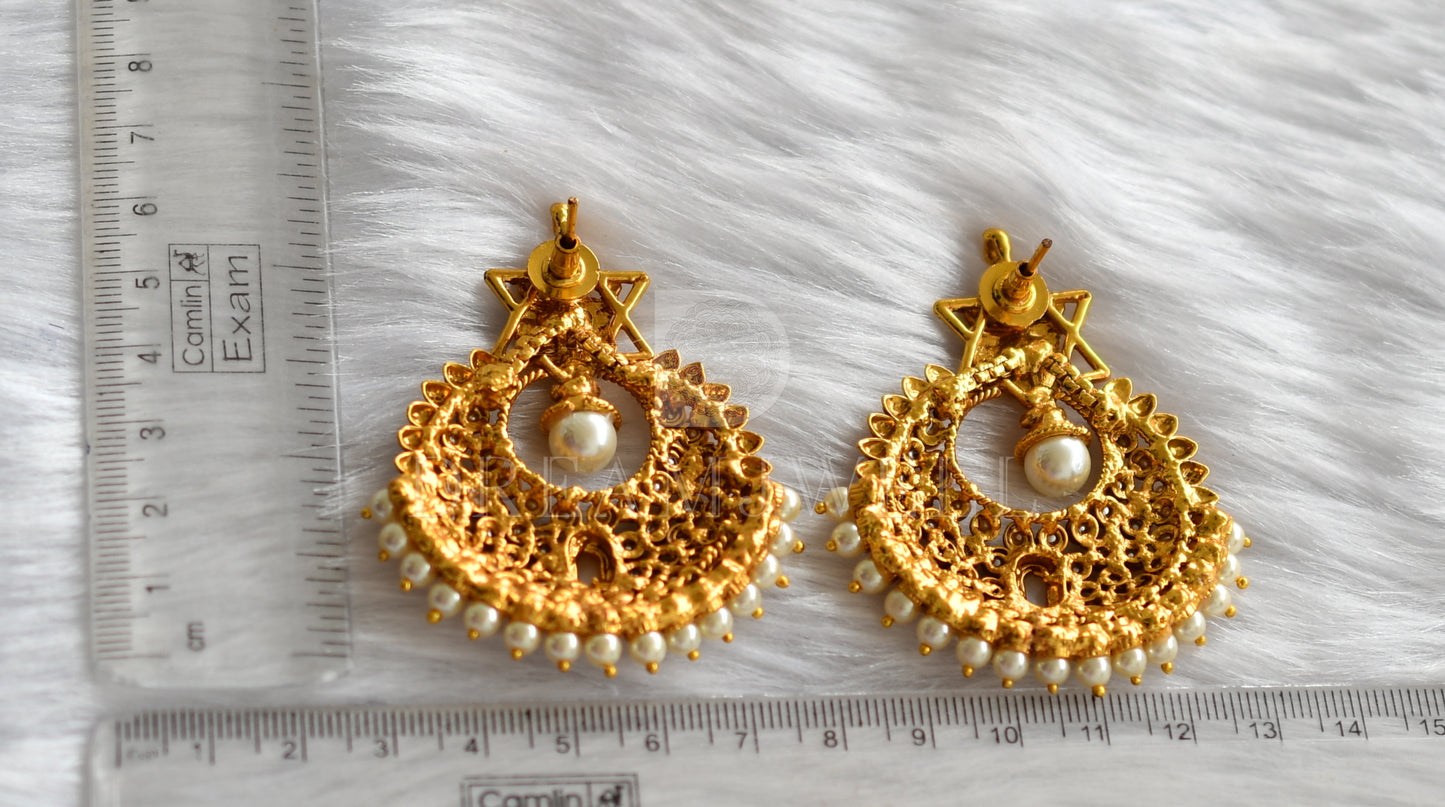 Antique gold tone pearl ganesha bali earrings dj-16548
