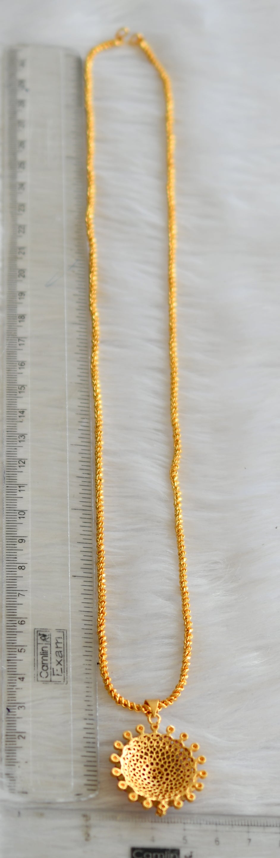 Gold tone cz ruby stone pendant with chain dj-41624