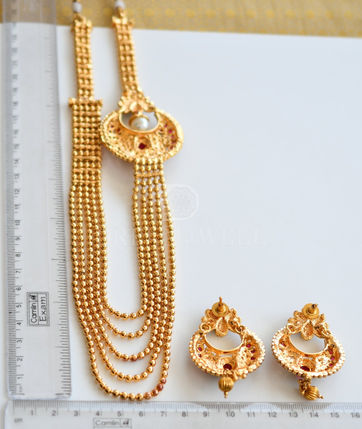 Antique gold tone kemp-green multilayer peacock mugappu necklace set dj-24443