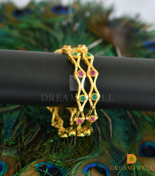 Gold tone ruby-emerald set of 2 bangles (2.6) dj-05529