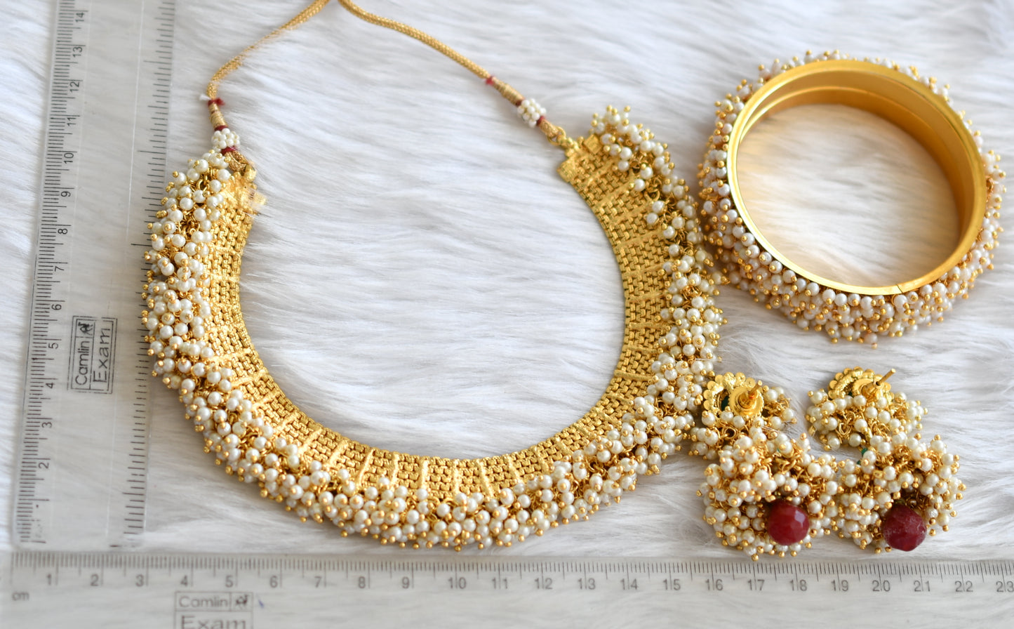 Antique kemp-green pearl cluster necklace set with bangles dj-39639
