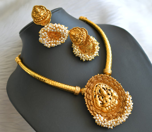 Antique gold tone lakshmi pearl cluster Kante necklace set dj-04035