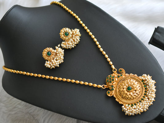 Antique gold tone pearl cluster green pendant set dj-03271