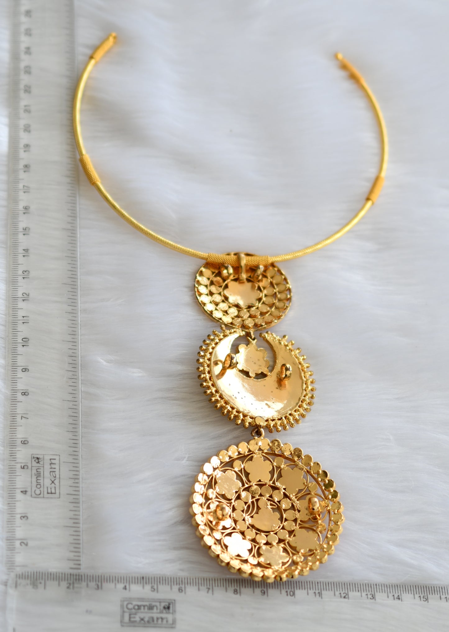 Gold tone real kemp stone sun-moon Hasli Necklace dj-17591