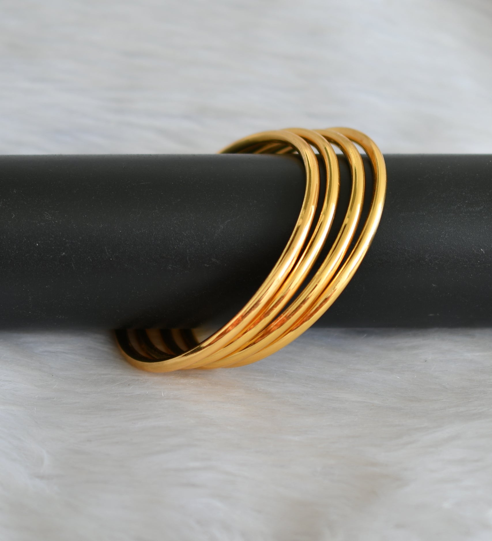 Gold tone set of thick Plain dj-33725