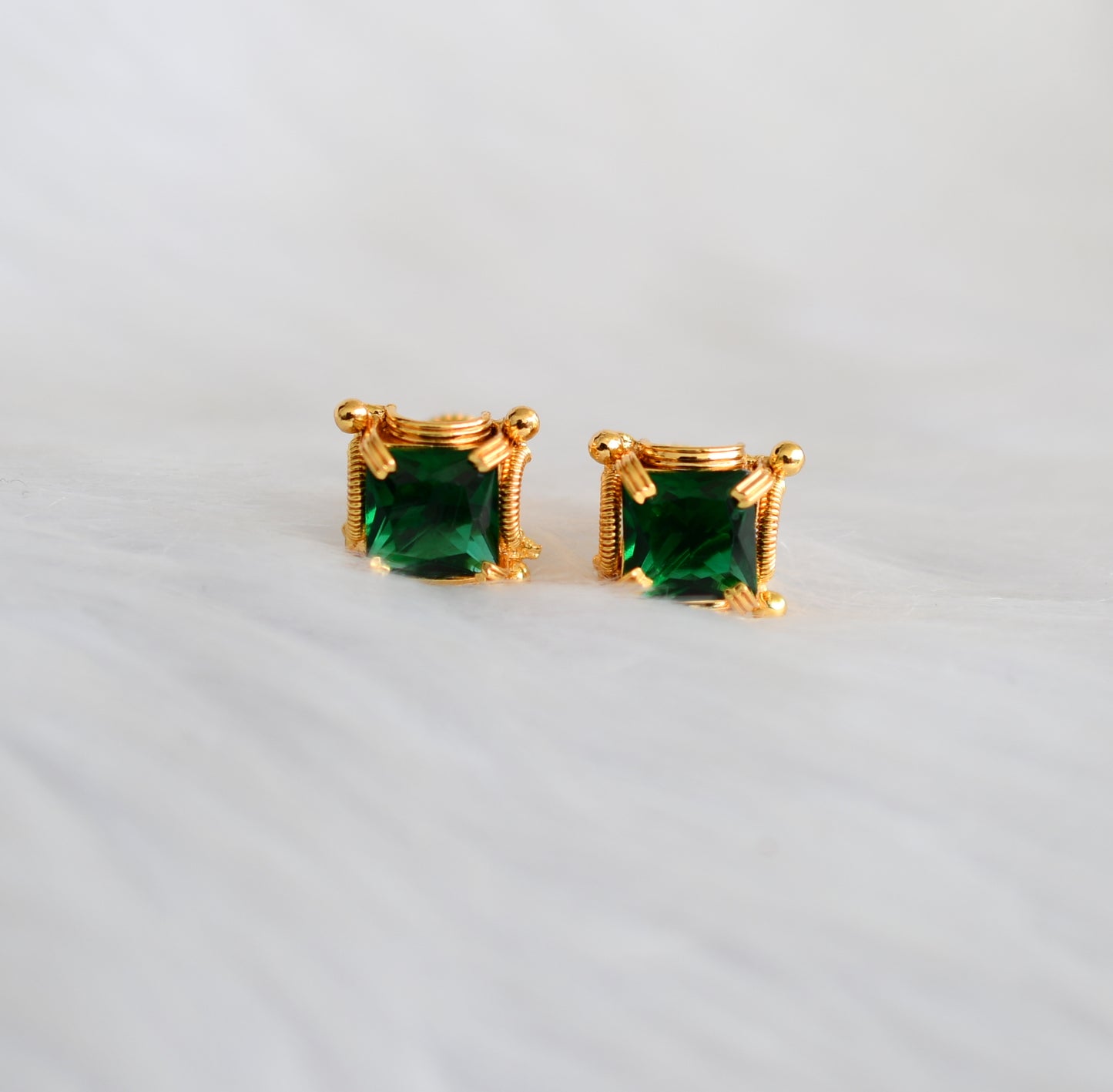 Gold tone pink-green big block stone Lakshmi necklace set dj-39663