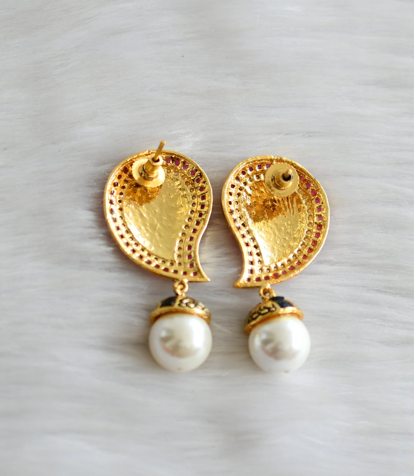 Antique gold tone ruby pearl mango earrings dj-03333