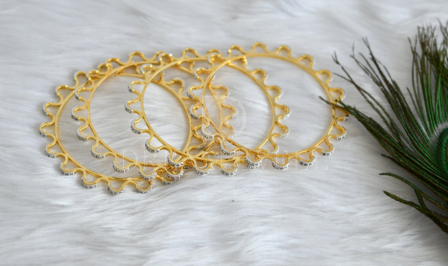 Two tone cz floral bangles(2.8) dj-27236