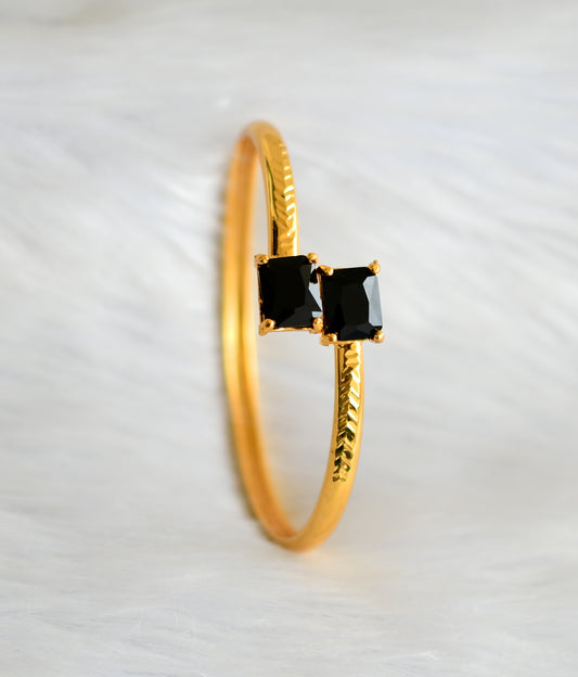 Gold tone black block stone bracelet dj-40417