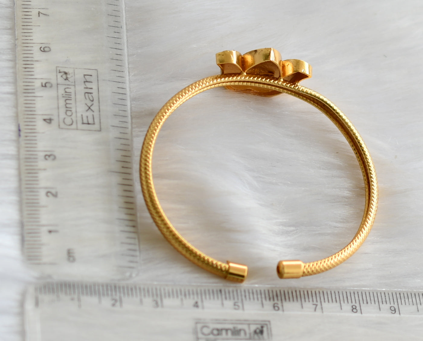 Gold tone white stone lotus bracelet/Kada dj-40446