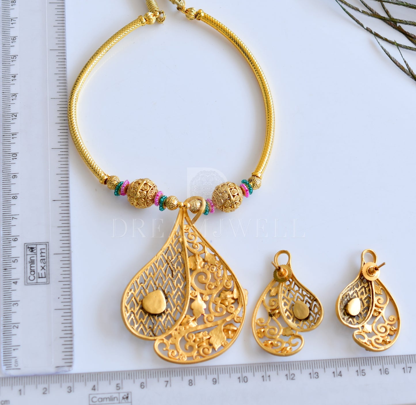 Antique gold pink-green meenakari Hasli necklace set dj-04976