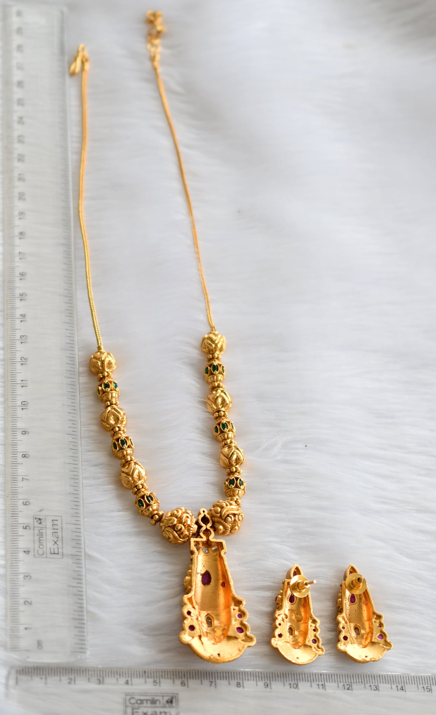 Matte finish Cz kemp-green Shri Thirumal necklace set dj-39734