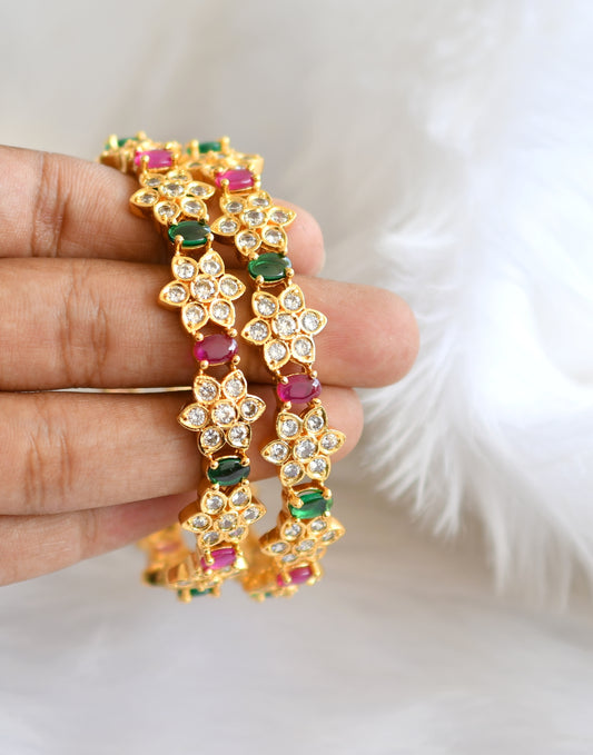 Gold tone AD kemp-green flower bangles (2.8) dj-39051