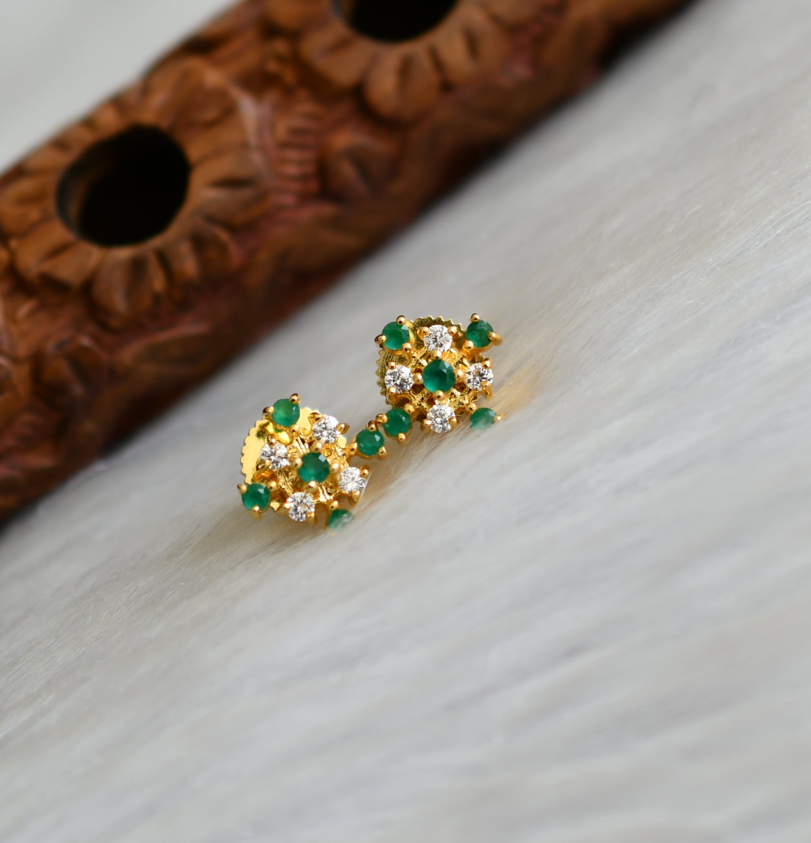 Gold tone white-green stone earrings small stud dj-41788 – dreamjwell