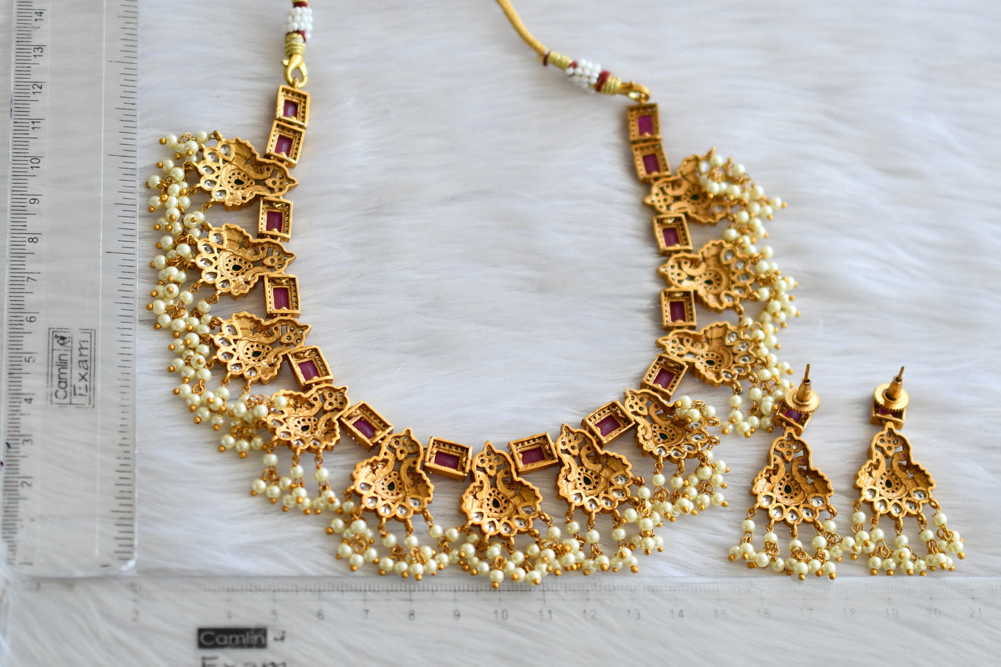 Matt finish ruby-green peacock gutta pusalu necklace set dj-31635