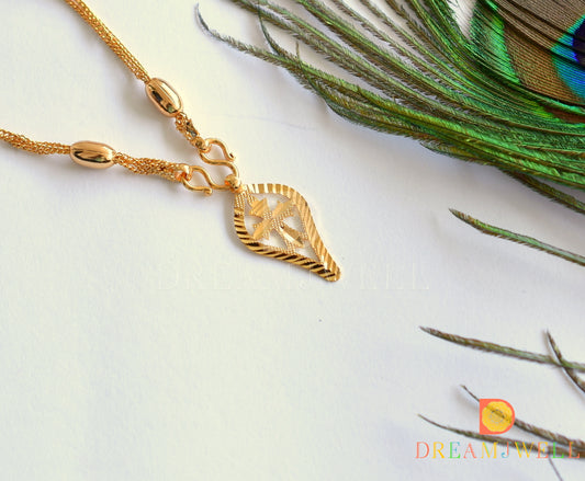 Gold tone Christian cross pendant with chain dj-35994