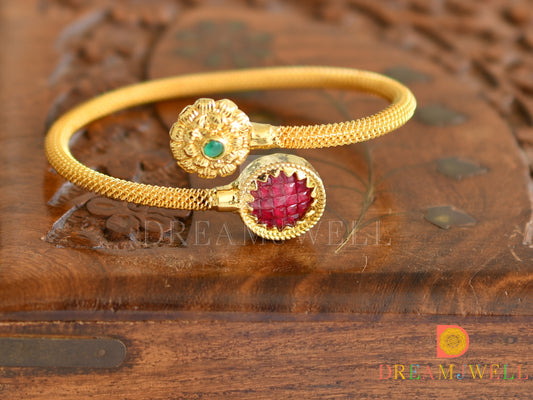 Gold tone Ruby-green open type kada dj-11350