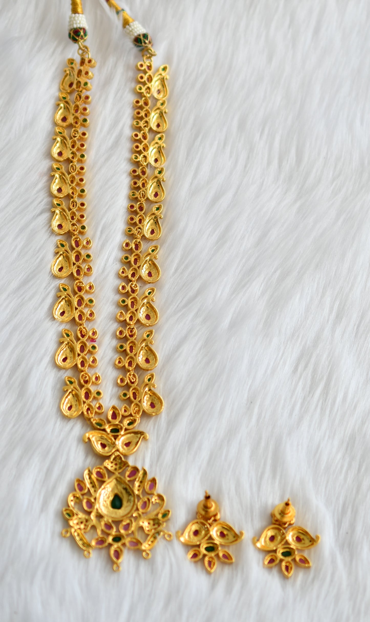 Gold tone semiprecious ruby-emerald short haar set dj-02064