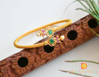 Gold tone ruby-emerald pearl bracelet (2.6) dj-09963