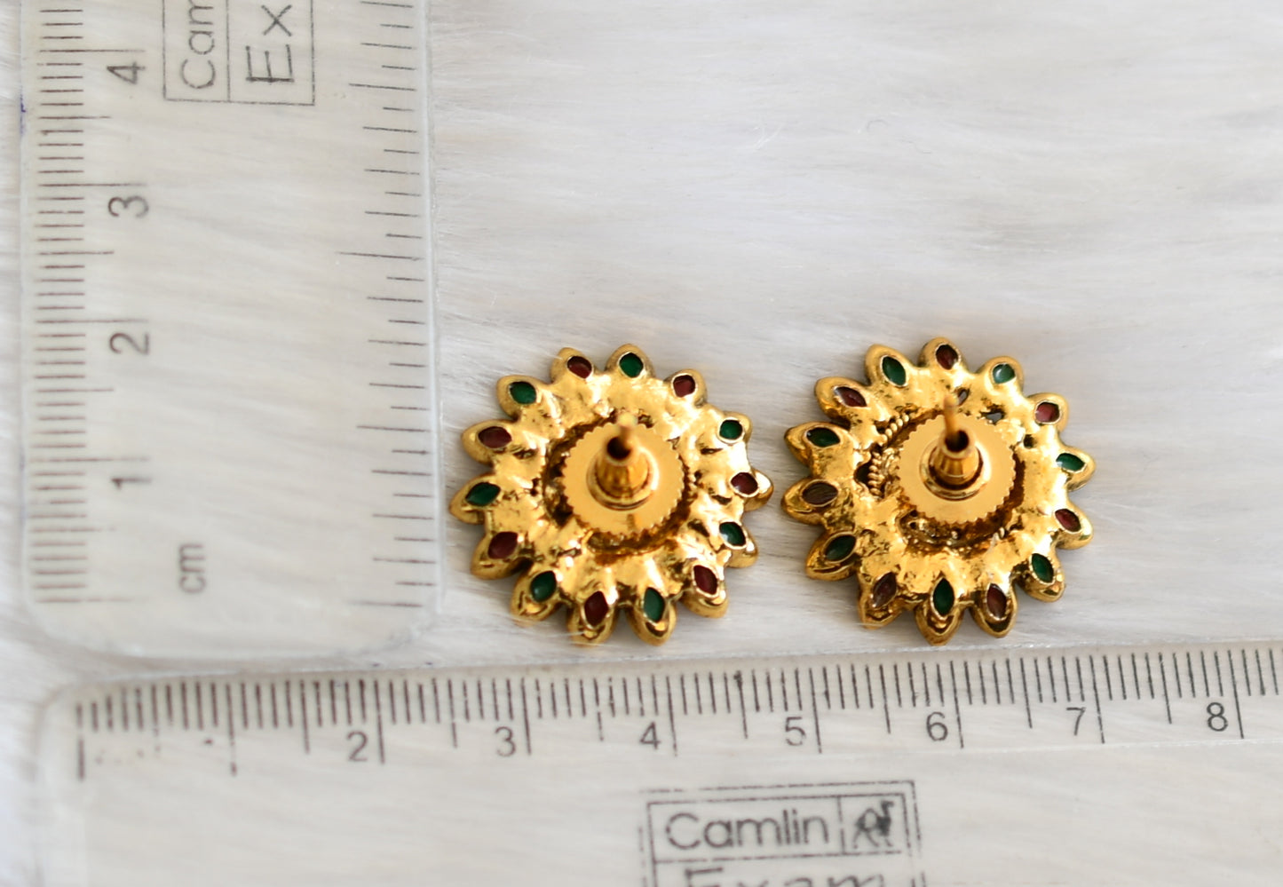 Antique gold tone pink-green flower stud dj-06417