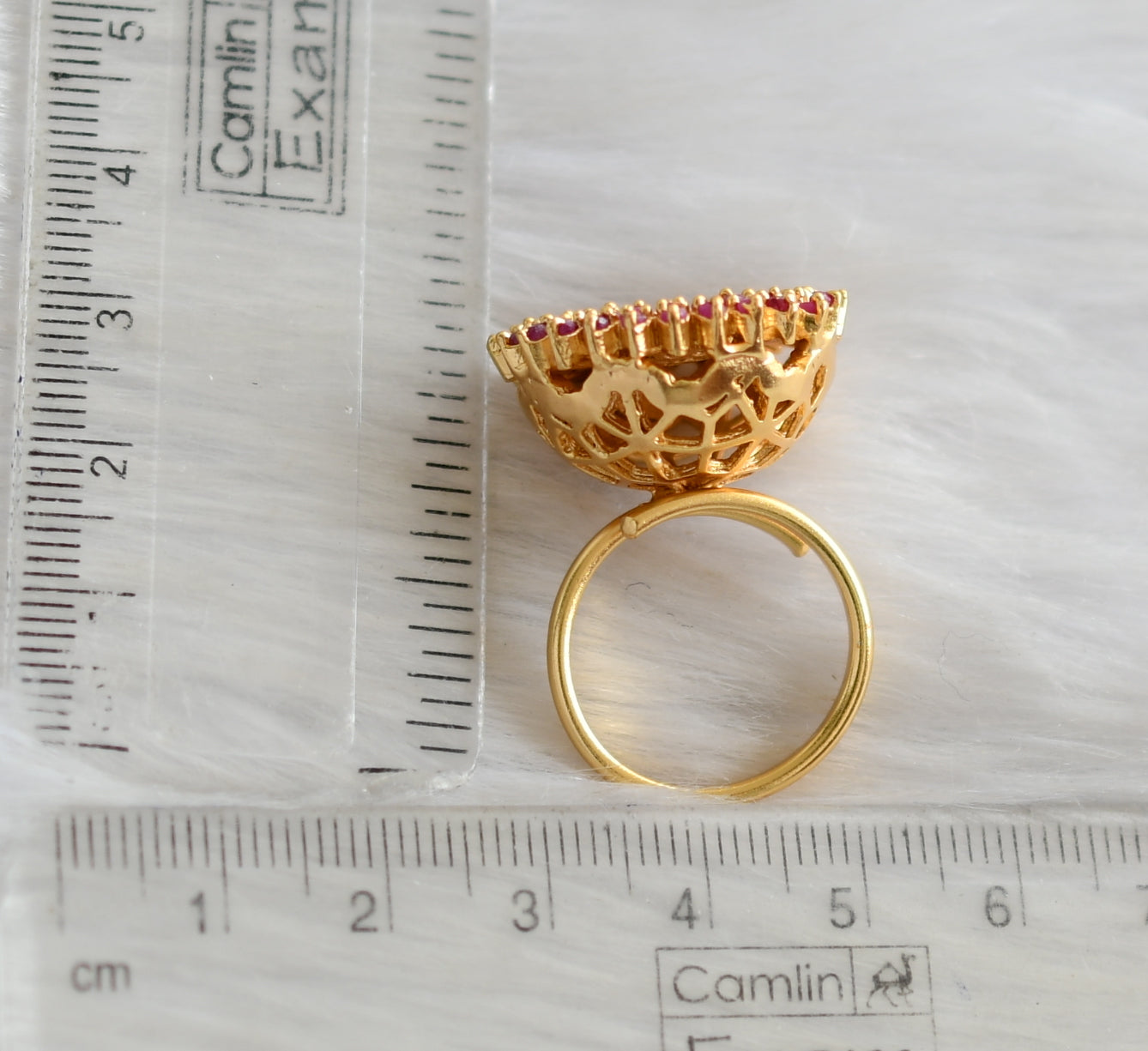 Gold tone cz green-ruby round finger ring dj-40570