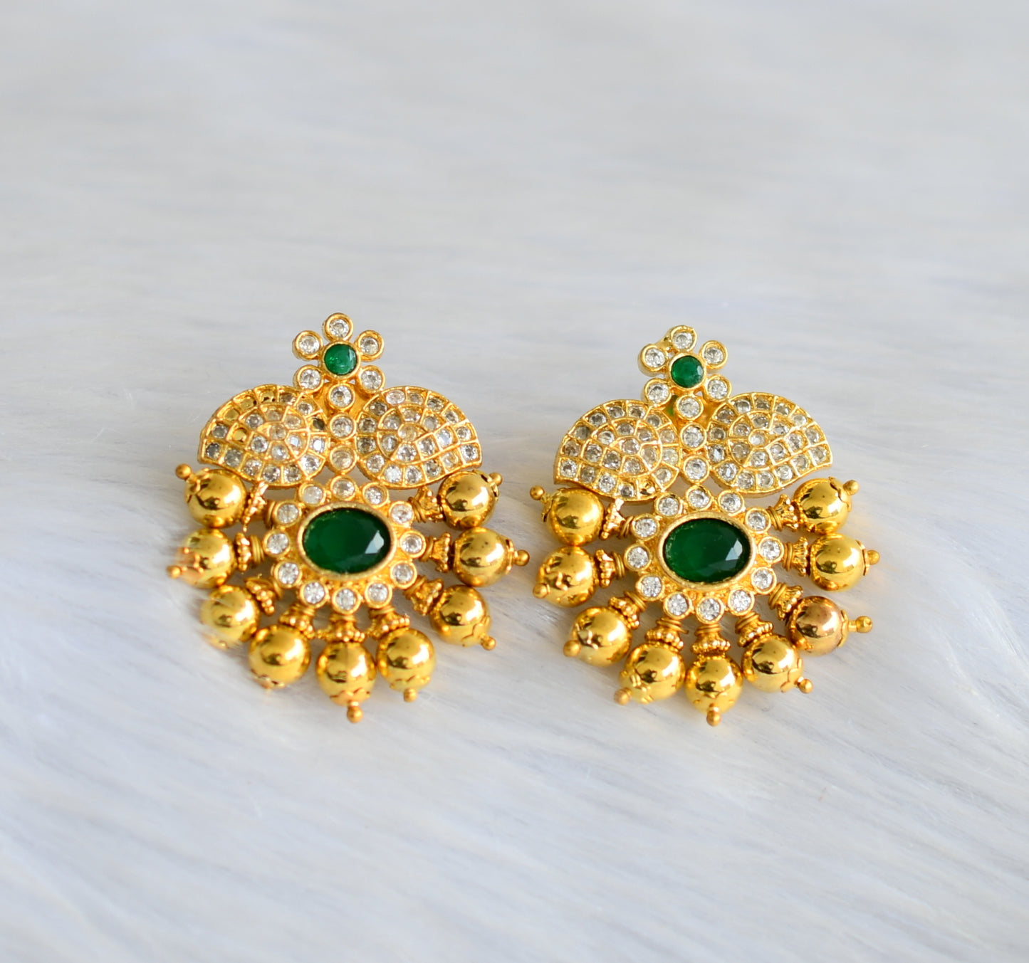 Gold tone white-green mango hasli necklace set dj-39867