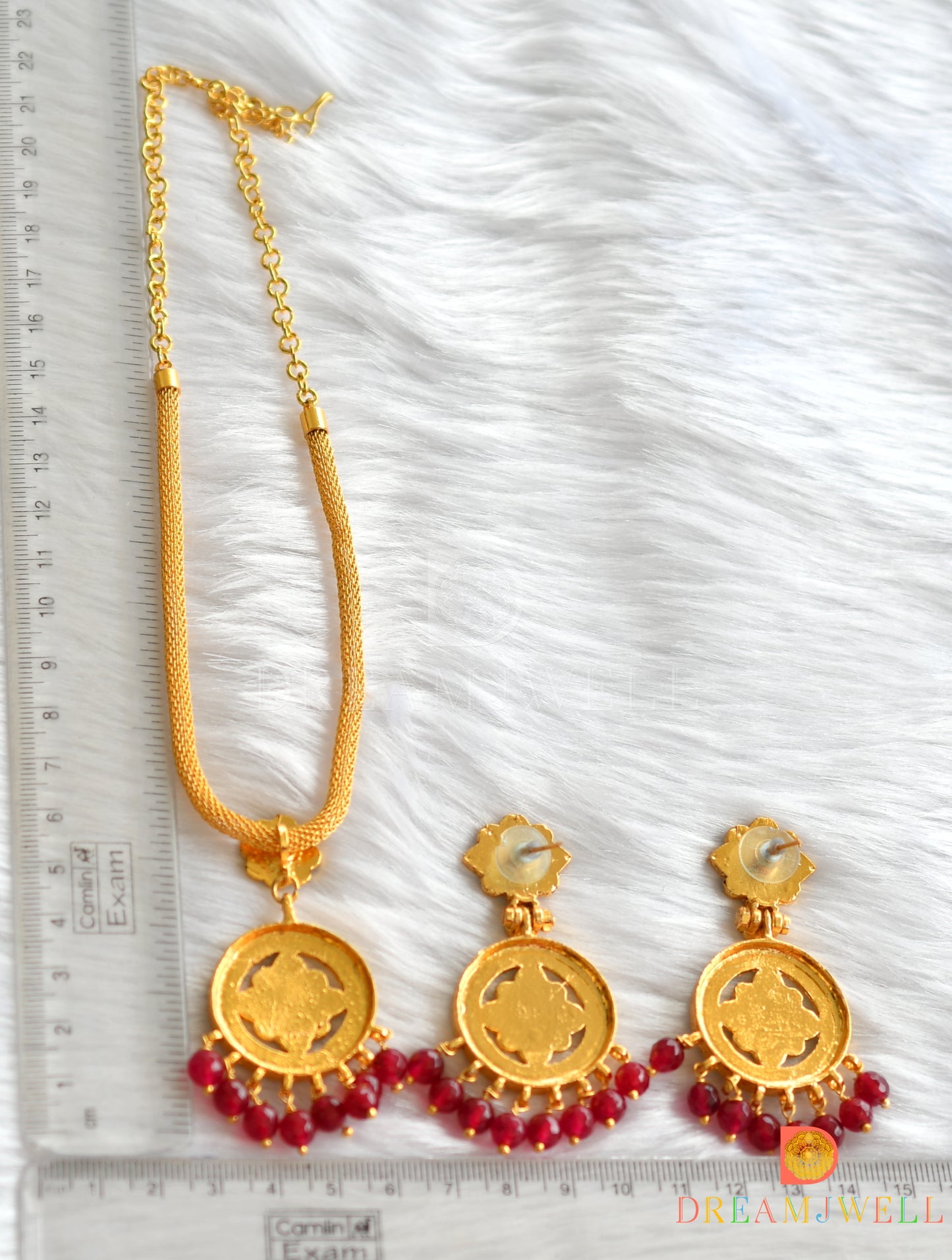 Gold tone round green stone red agates necklace set dj-37574