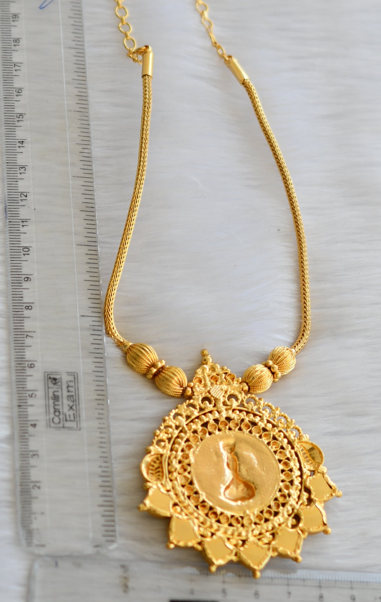 Gold tone pink stone palakka green Lakshmi Kerala style kodi necklace dj-40681