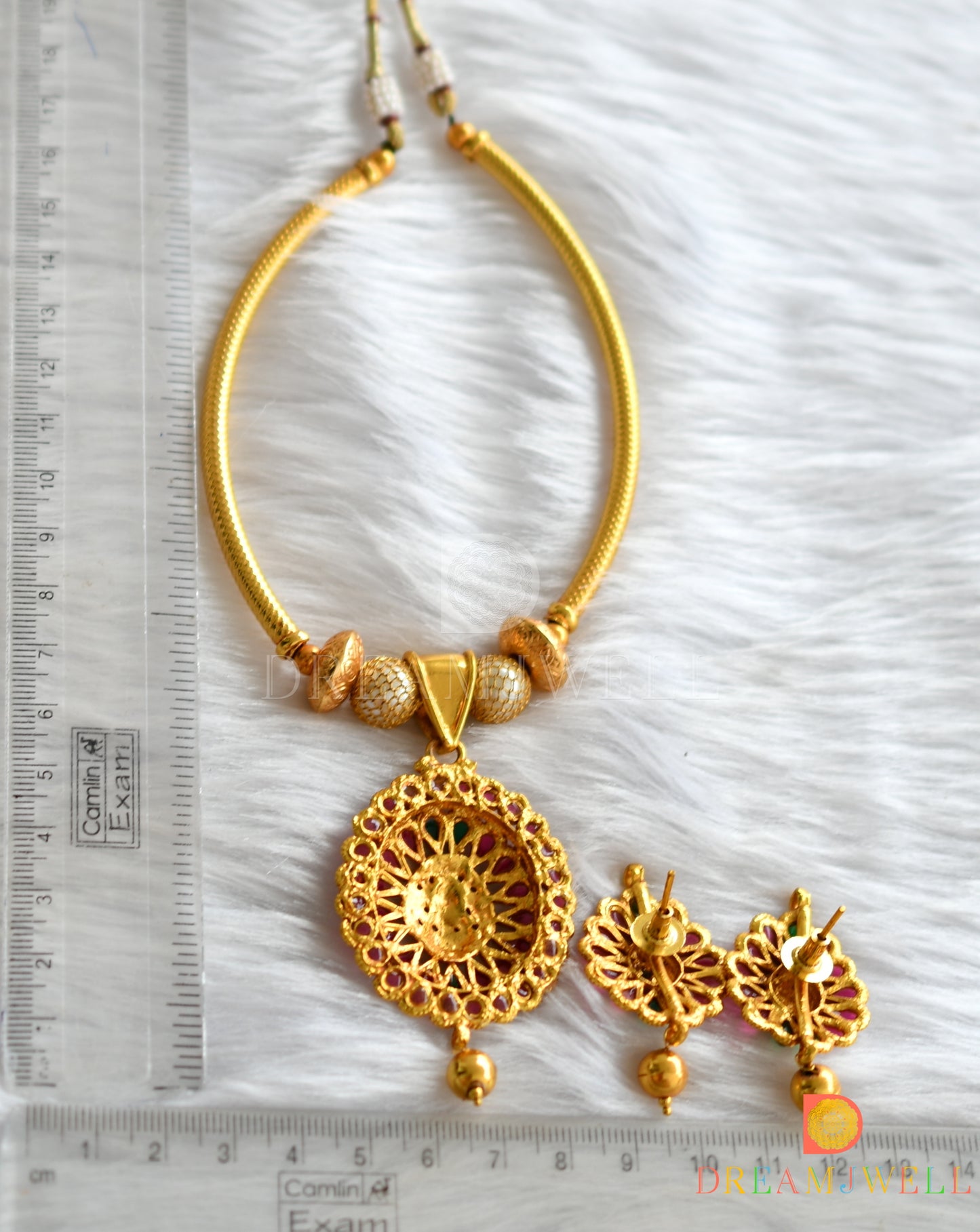 Antique gold tone kemp-green Lakshmi Hasli necklace set dj-12396